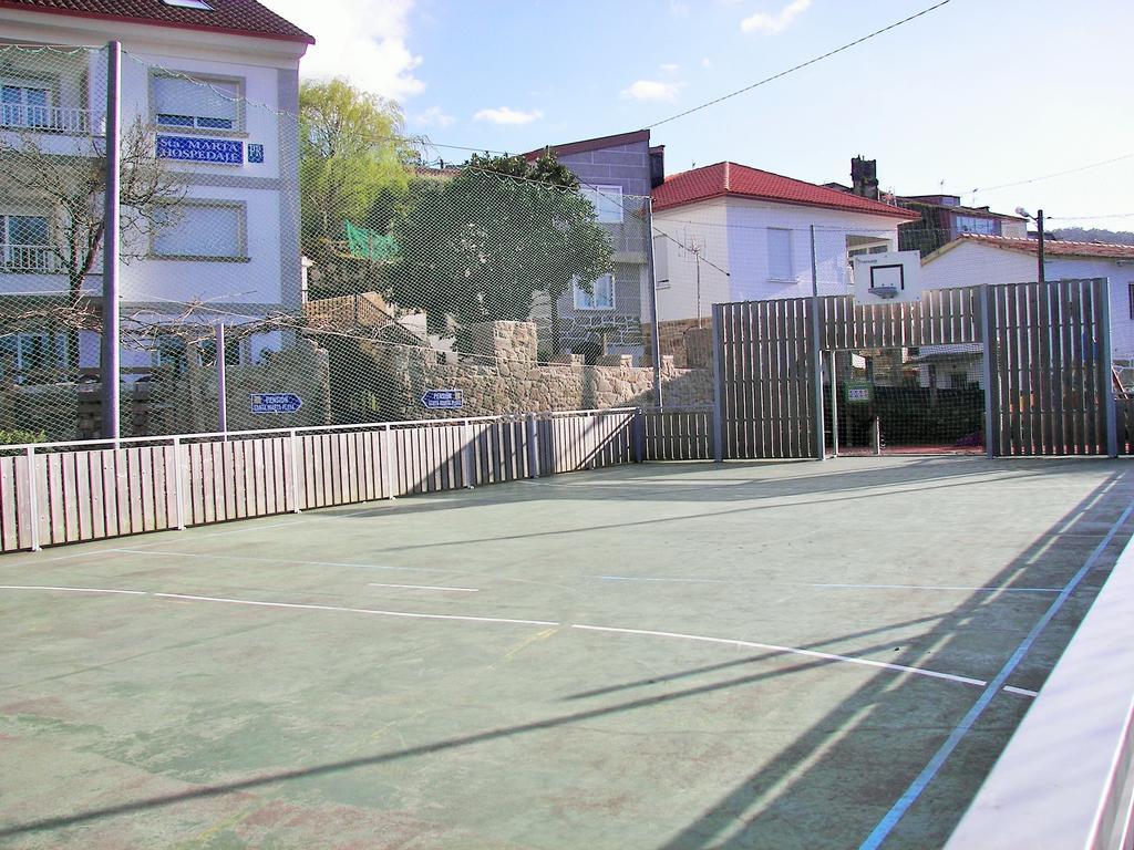 Hostal Santa Marta Playa بايونا المظهر الخارجي الصورة