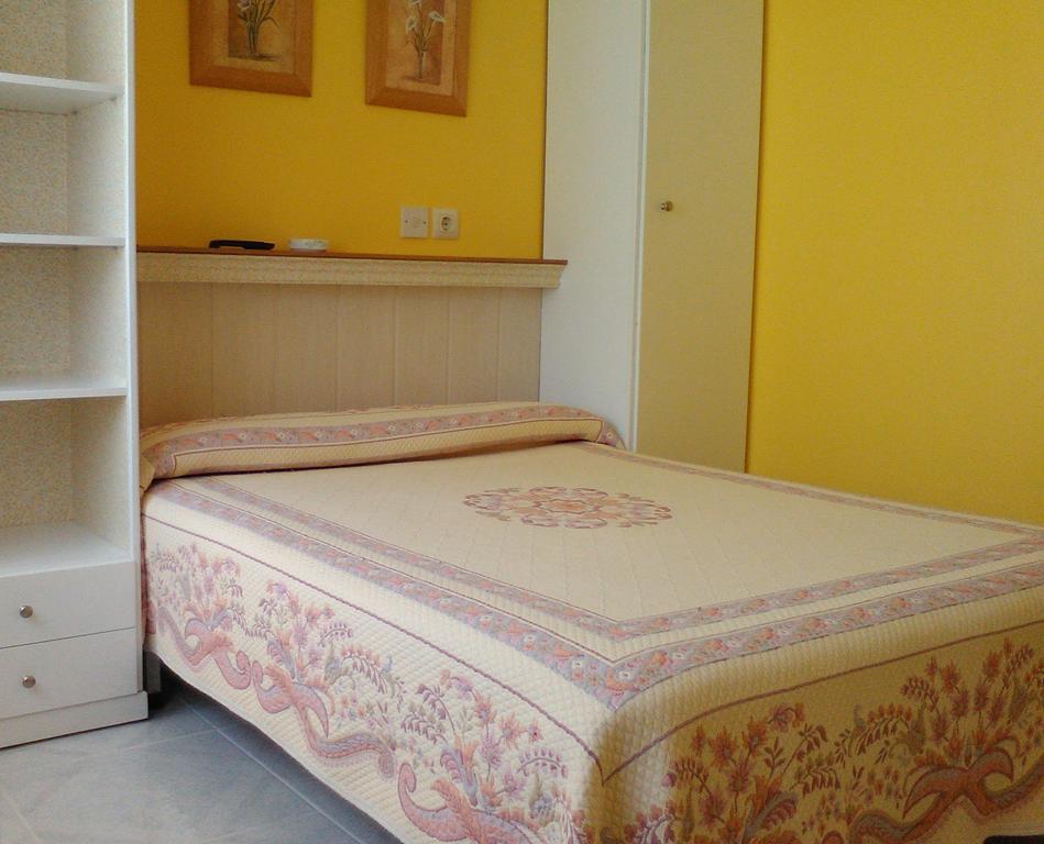 Hostal Santa Marta Playa بايونا المظهر الخارجي الصورة