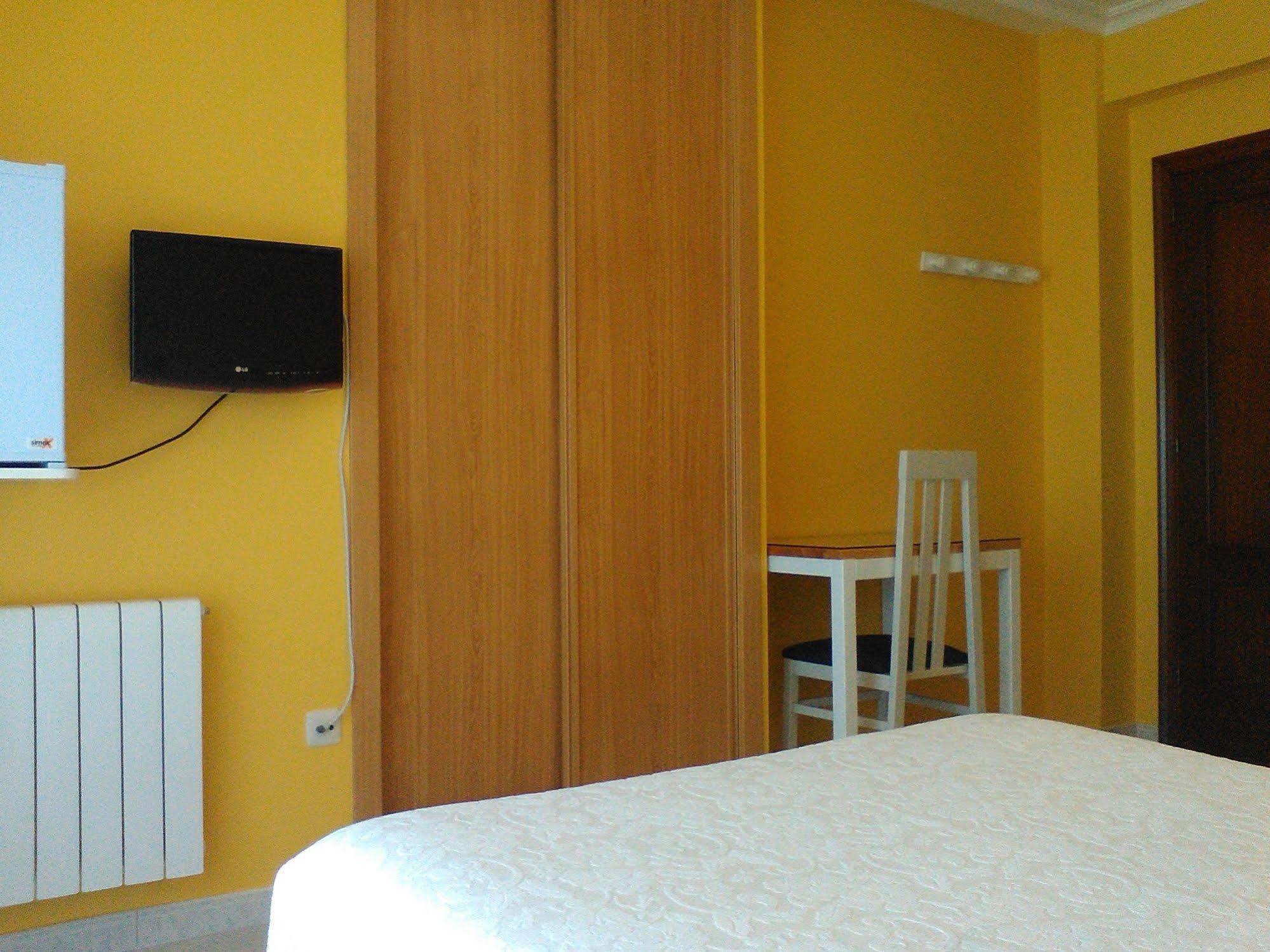 Hostal Santa Marta Playa بايونا المظهر الخارجي الصورة